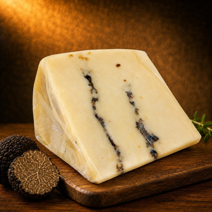 Queso artesano con trufa negra hover